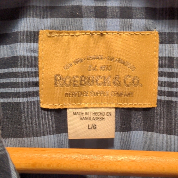 Young Mens Button Down Size Large - Picture 3 of 4